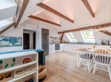 . | Prodej bytu, 3+kk, 82 m²