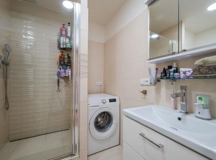 . | Prodej bytu, 4+1, 76 m²