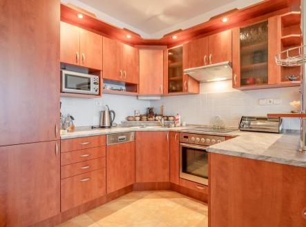 . | Prodej bytu, 3+kk, 71 m²