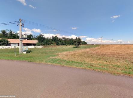 . | - pozemek pro bydlení, 2 297 m²