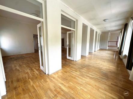 . | Pronájem bytu, atypický, 183 m²