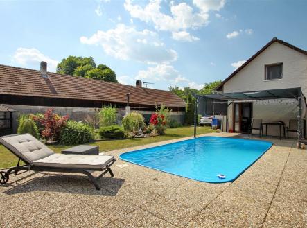 . | Prodej - dům/vila, 122 m²