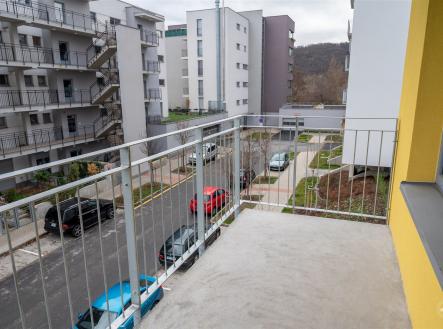 . | Pronájem bytu, 3+kk, 90 m²