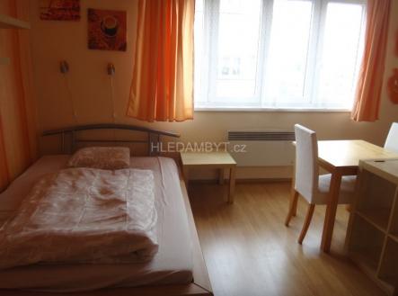 Pronájem bytu, 1+kk, 30 m²