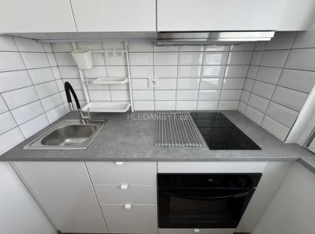 Pronájem bytu, 1+1, 30 m²