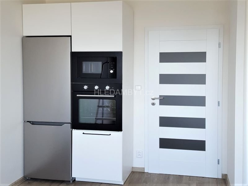 Pronájem bytu Praha 4 Chodov 2+kk s lodžií Majerského