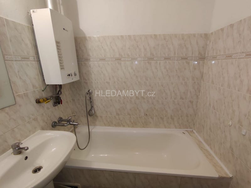 Pronájem bytu Praha 8 Kobylisy 3+1 Šimůnkova