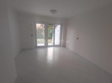 Pronájem bytu, 1+1, 32 m²