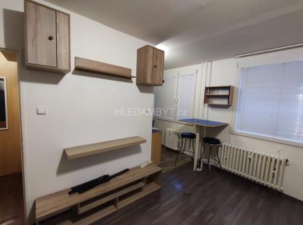 Pronájem bytu, 1+kk, 27 m²