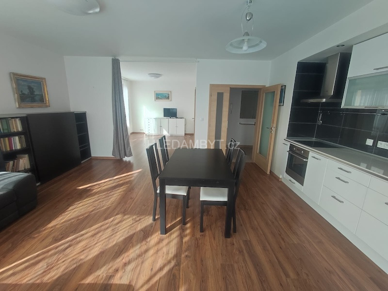 Pronájem novostavby Praha 9 Vysočany 2+kk s balkonem Sousedíkova