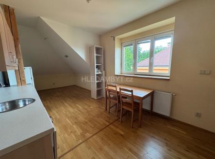 Pronájem bytu, 2+kk, 60 m²
