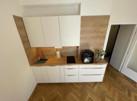 Pronájem bytu, 1+kk, 29 m²