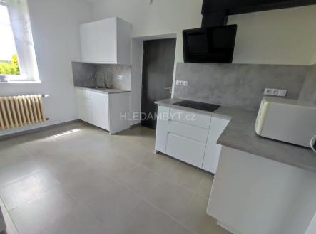 Pronájem bytu, 3+1, 65 m²