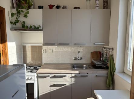 Pronájem bytu, 1+kk, 28 m²