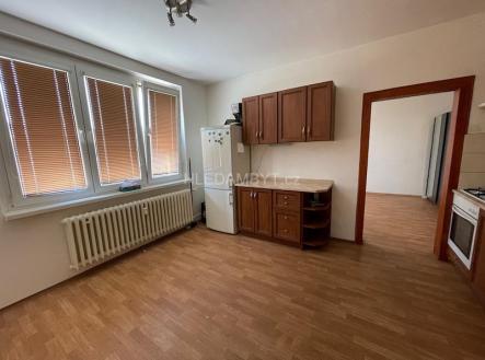 Pronájem bytu, 1+1, 37 m²