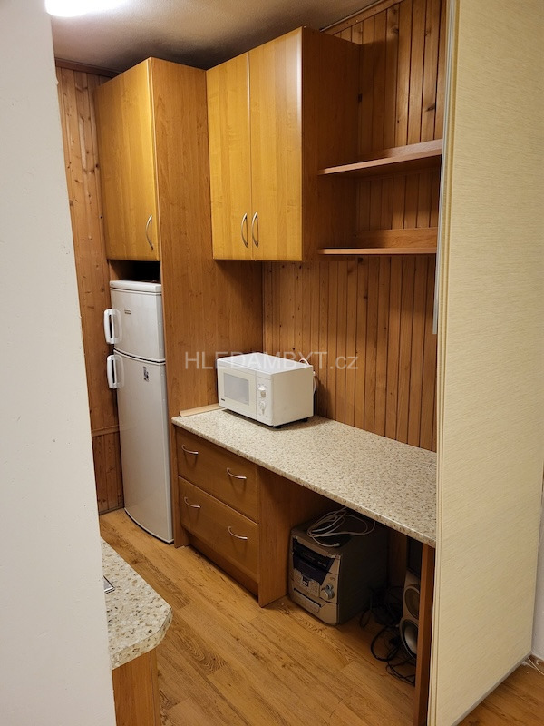 Pronájem bytu Praha 5 Lužiny 2+kk Brdičkova 