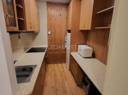 Pronájem bytu, 2+kk, 43 m²