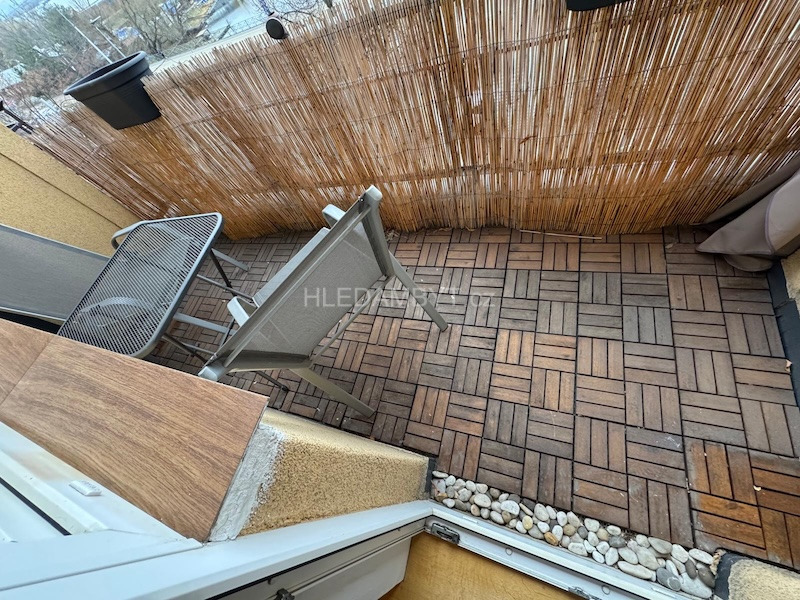 Pronájem bytu Praha 4 Podolí 3+1 s lodžií a balkonem Podolské nábřeží