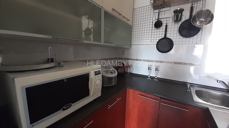 Pronájem bytu Praha 4 Spořílov 3+kk Hlavní 