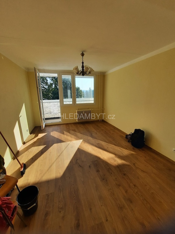 Pronájem bytu Praha 10 Hostivař 2+kk s lodžií Záveská
