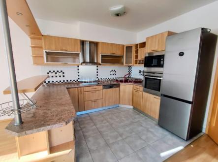 Pronájem bytu, 3+kk, 87 m²