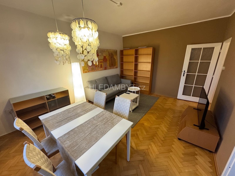 Pronájem bytu Praha 9 Hloubětín 2+1 s balkonem Poděbradská