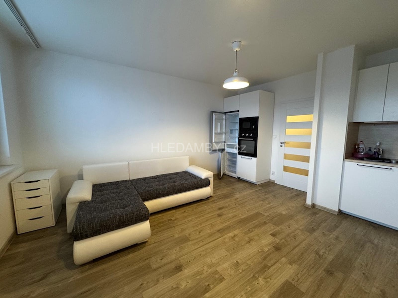 Pronájem bytu Praha 4 Chodov 2+kk s lodžií