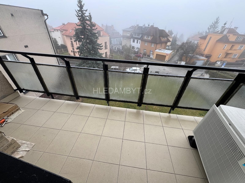 Pronájem bytu Praha 4 Krč 3+1 s lodžií