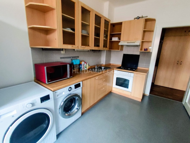 Pronájem bytu Praha 3 Žižkov 2+kk Žerotínova