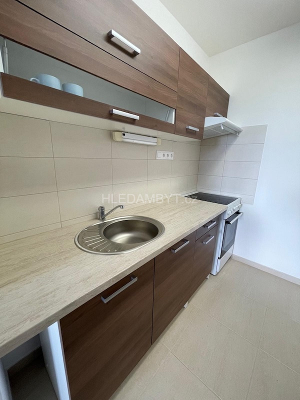 Pronájem bytu Praha 5 Stodůlky 2+kk Bronzová