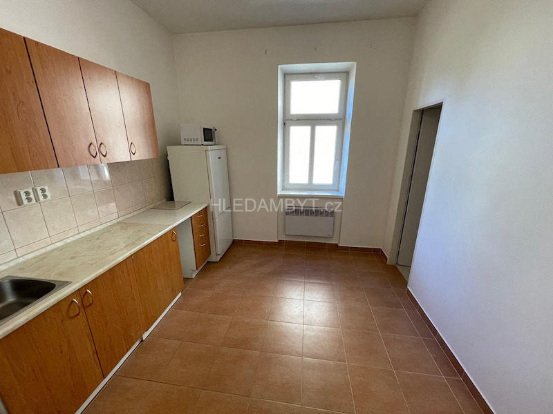 Pronájem bytu Praha 10 Strašnice 2+1 Na Hroudě