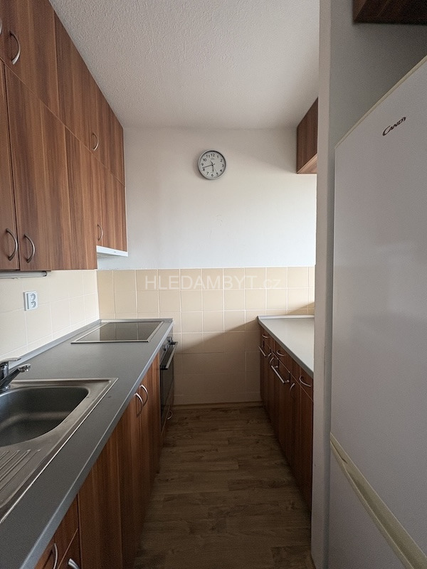 Pronájem bytu Praha 4 Modřany 2+kk s lodžií Levského