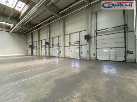 Pronájem - skladovací prostor, 1 385 m²