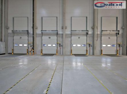 Pronájem - skladovací prostor, 9 200 m²