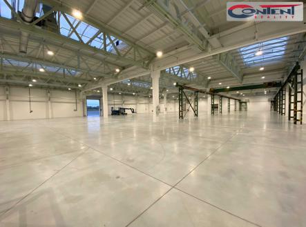 Pronájem - skladovací prostor, 5 300 m²