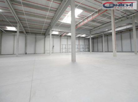 Pronájem - skladovací prostor, 3 000 m²