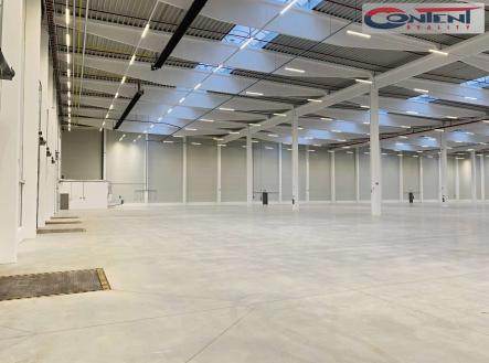 Pronájem - skladovací prostor, 9 370 m²