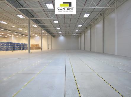 Pronájem - skladovací prostor, 2 000 m²