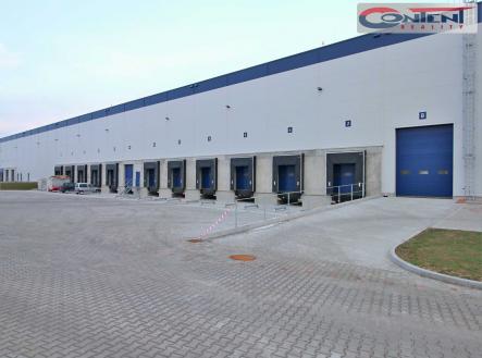 Pronájem - výrobní prostor, 25 800 m²