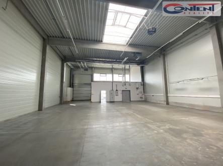 Pronájem - skladovací prostor, 288 m²