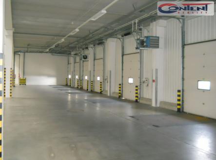 Pronájem - výrobní prostor, 5 472 m²