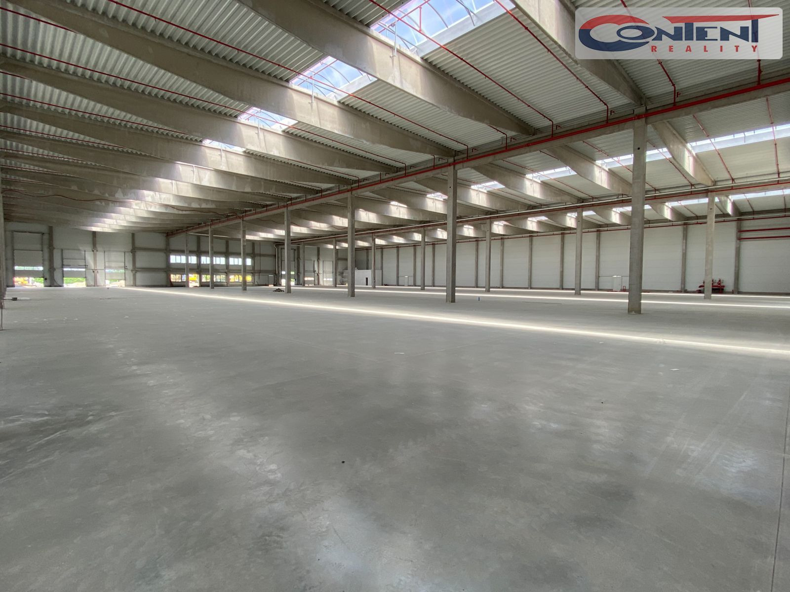 Pronájem skladu, výrobních prostor 3.000 m², Příšovice, D10