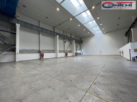Pronájem - výrobní prostor, 1 380 m²
