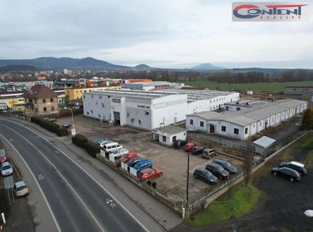 Pronájem - výrobní prostor, 2 200 m² obrázek