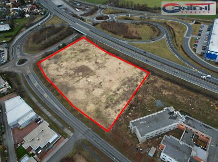 Pronájem - pozemek pro komerční výstavbu, 11 000 m²