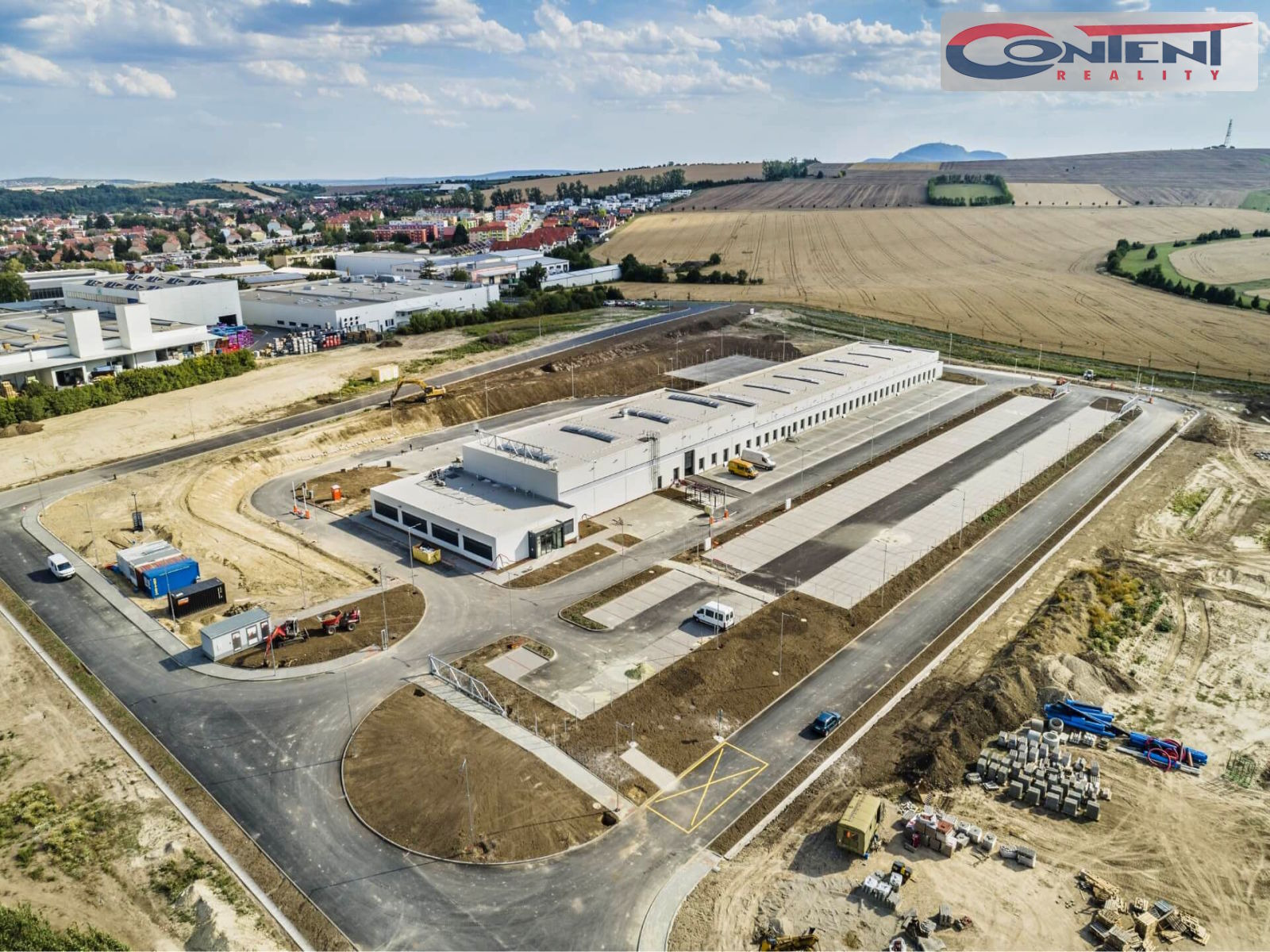 Pronájem skladu, výrobních prostor 2.500 m², Hustopeče, D2