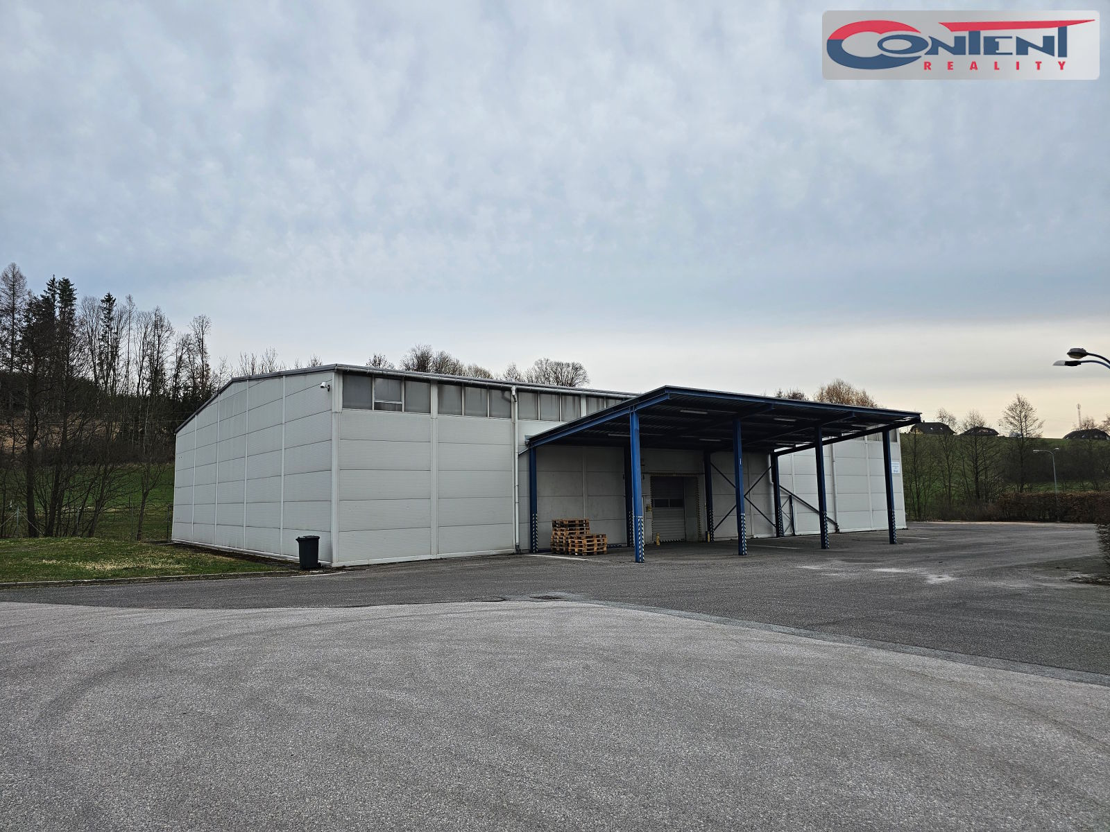 Pronájem skladu, výrobních prostor 800 m², Nová Paka