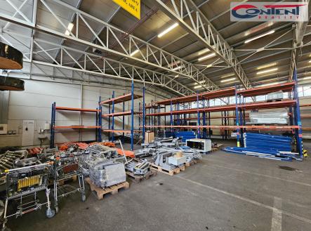 Pronájem - skladovací prostor, 800 m²
