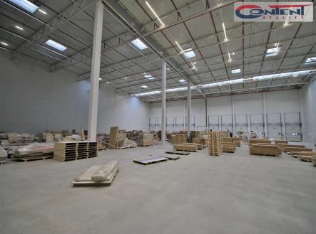 Pronájem - skladovací prostor, 2 638 m² obrázek