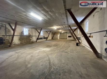 Pronájem - výrobní prostor, 700 m² obrázek
